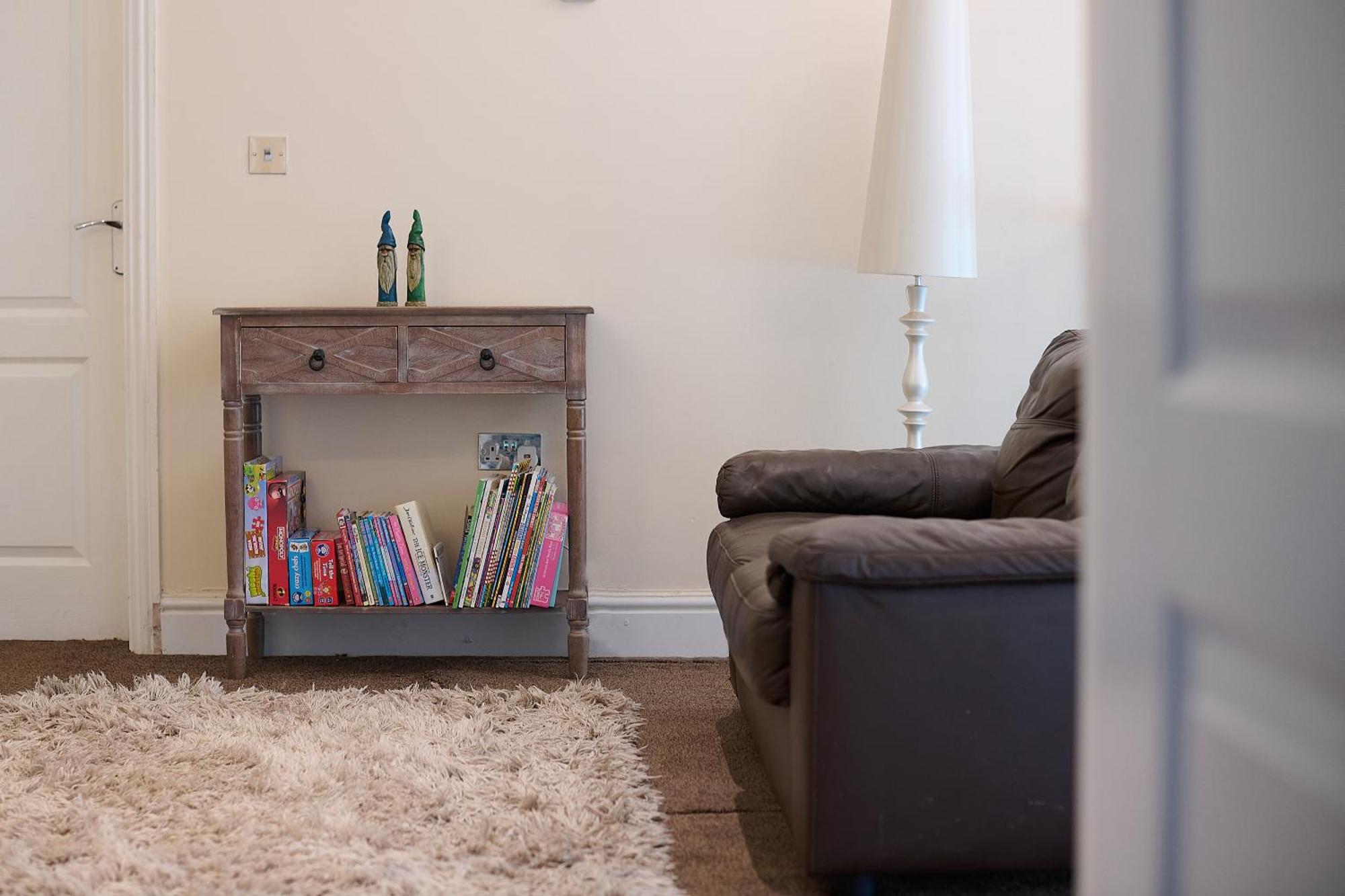 Spacious Home For Large Families And Contractors Wolverhampton Esterno foto