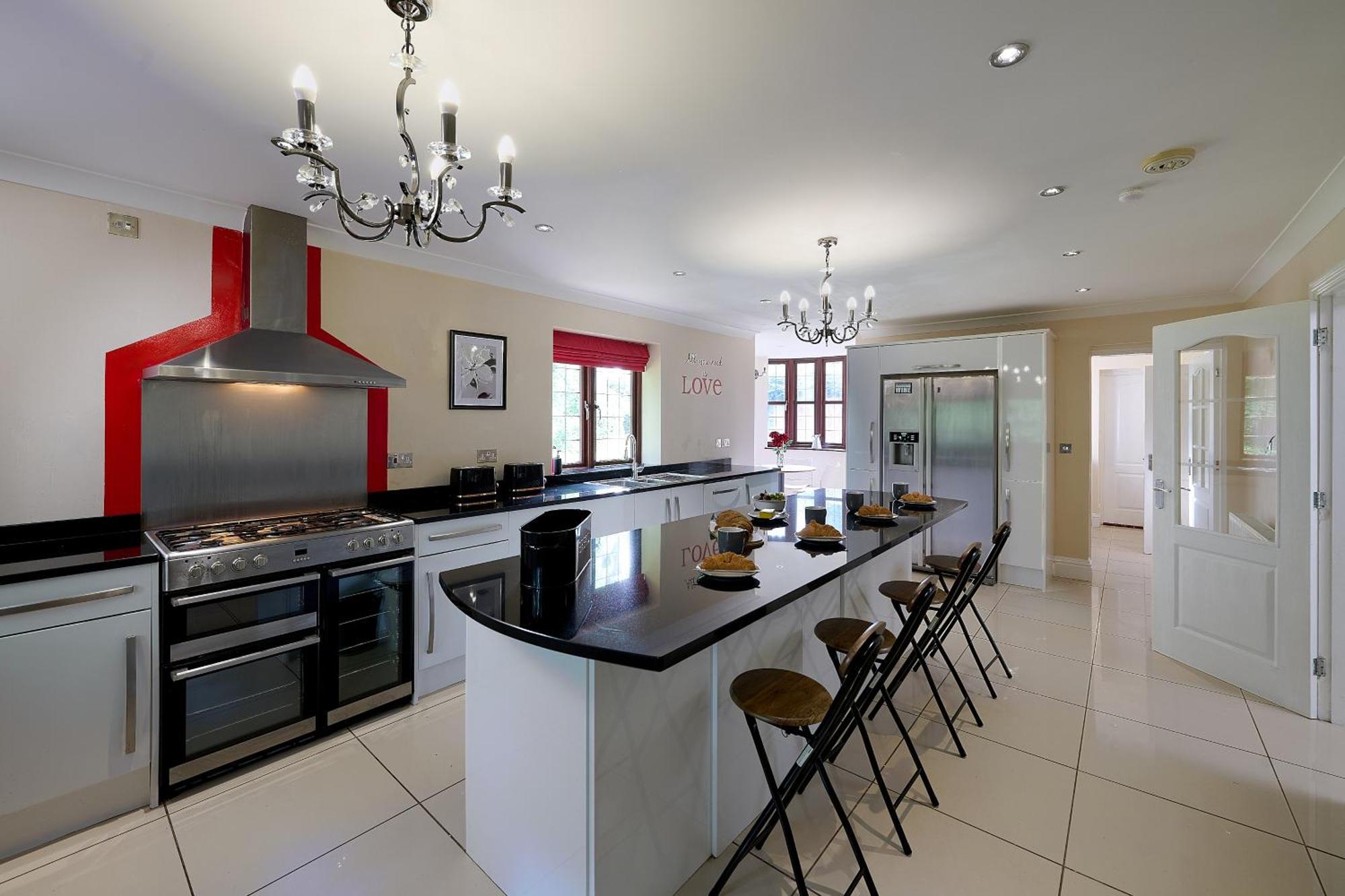 Spacious Home For Large Families And Contractors Wolverhampton Esterno foto
