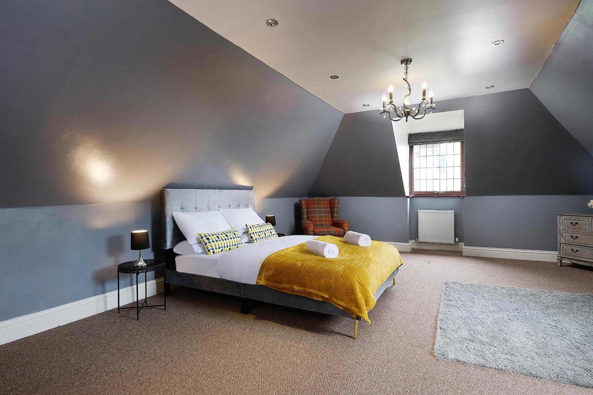 Spacious Home For Large Families And Contractors Wolverhampton Esterno foto