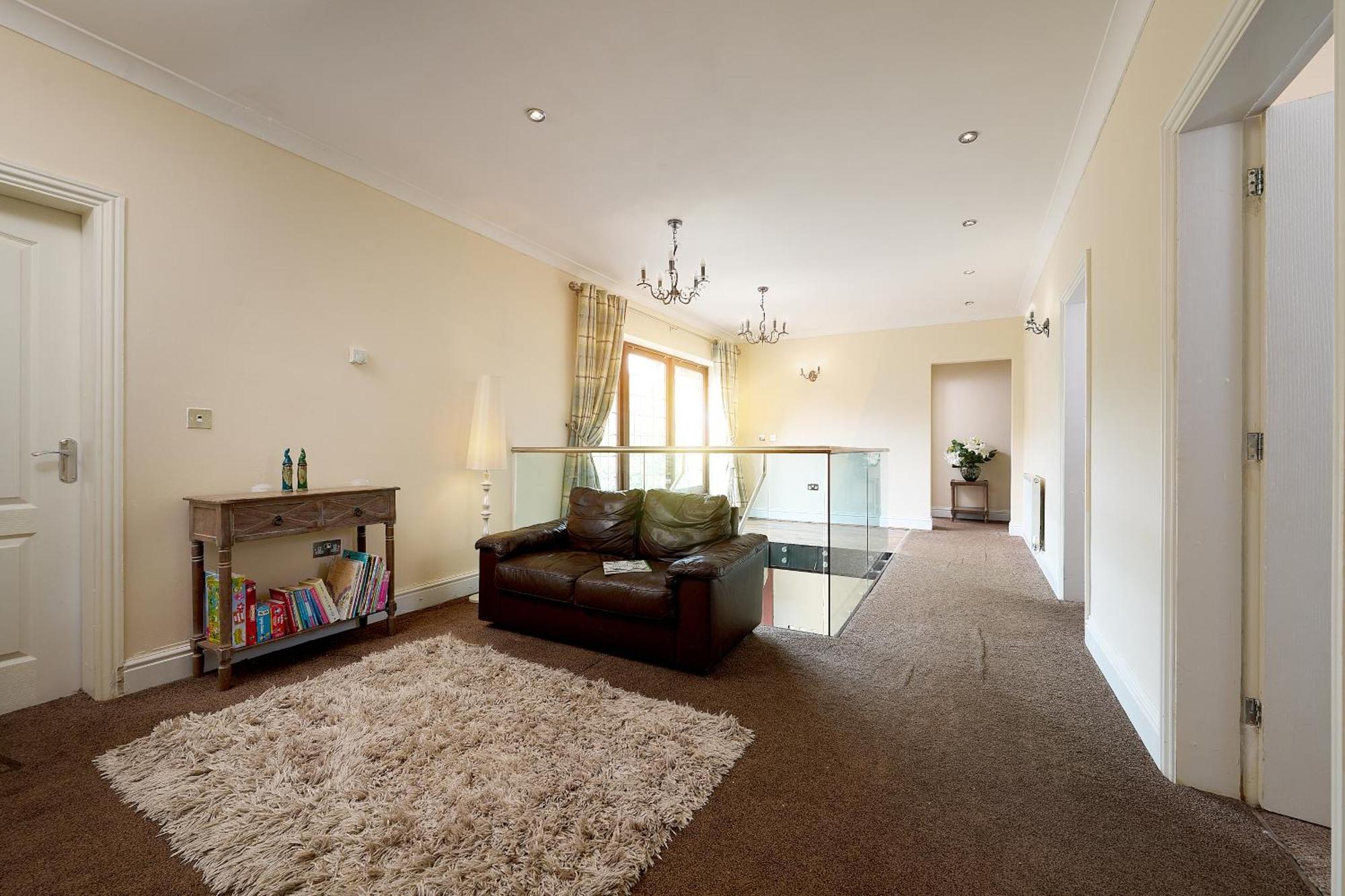 Spacious Home For Large Families And Contractors Wolverhampton Esterno foto