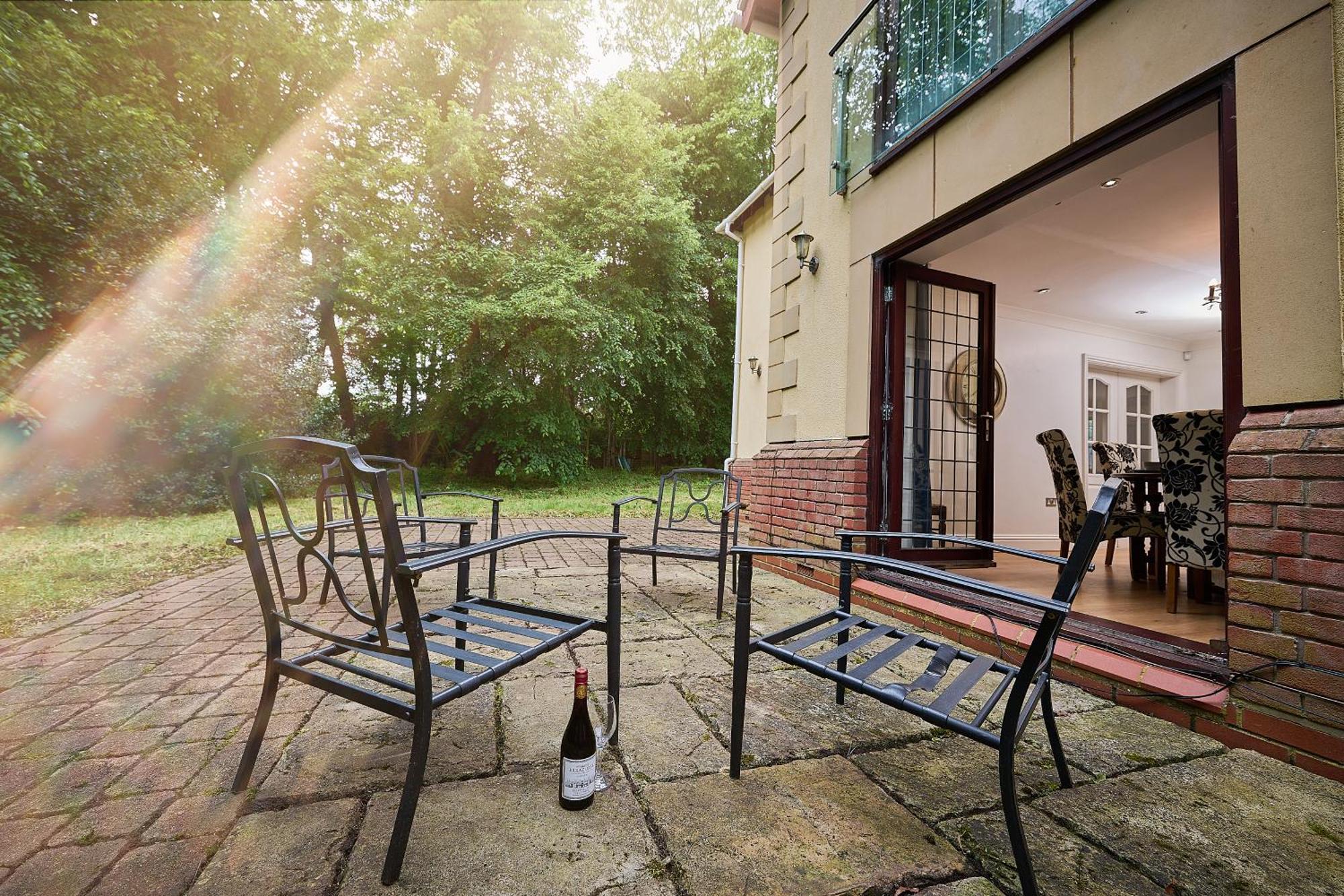 Spacious Home For Large Families And Contractors Wolverhampton Esterno foto