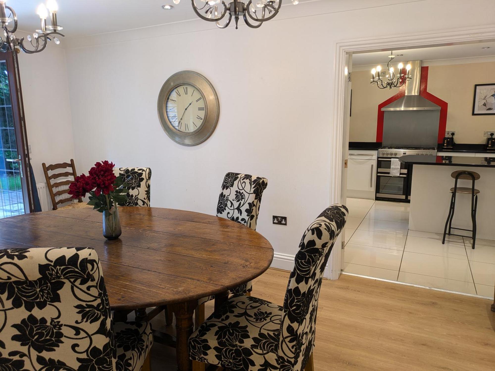 Spacious Home For Large Families And Contractors Wolverhampton Esterno foto