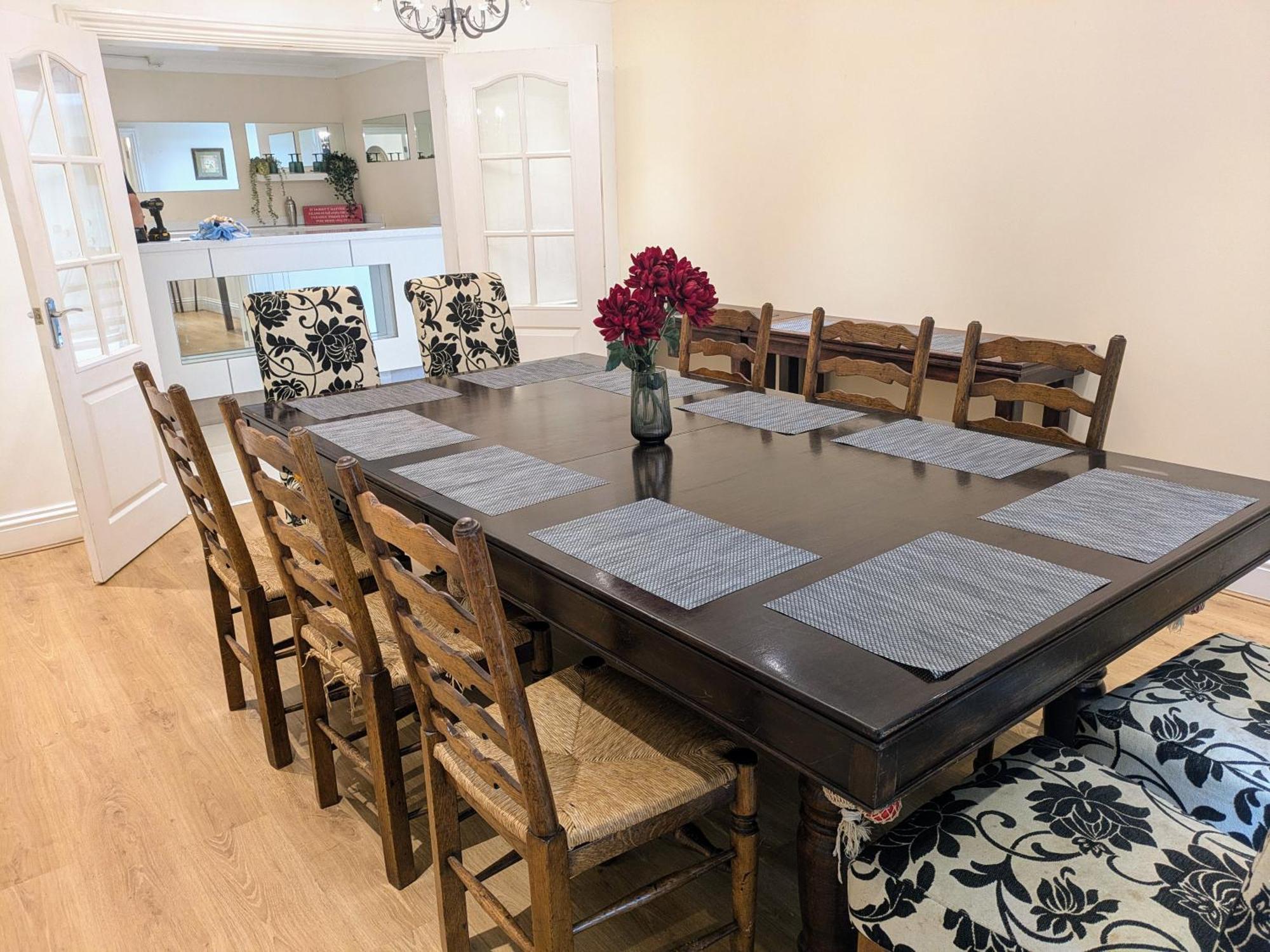 Spacious Home For Large Families And Contractors Wolverhampton Esterno foto